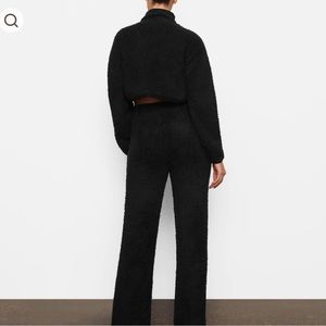 Skims zip up cropped pullover knit sweater